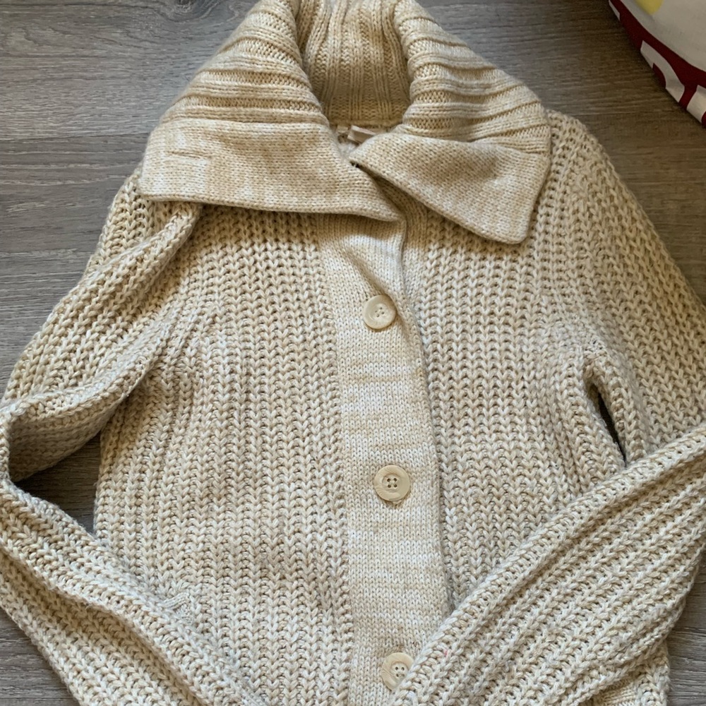 Target button up sweater - Picture 2 of 3